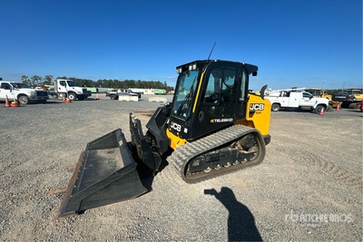 2024 JCB 3TS-8T لودر بجنزير