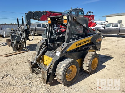 2010 New Holland L170 Minicargadora