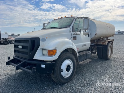 2009 Ford F-750 4x2 Water Truck
