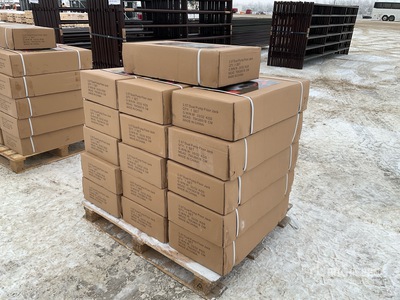 Quantity of (16) Boxes of 2025 BYT FLOJK035 3.5 ton Hydraulic Floor Jack Divers - Outils à main (Unused)