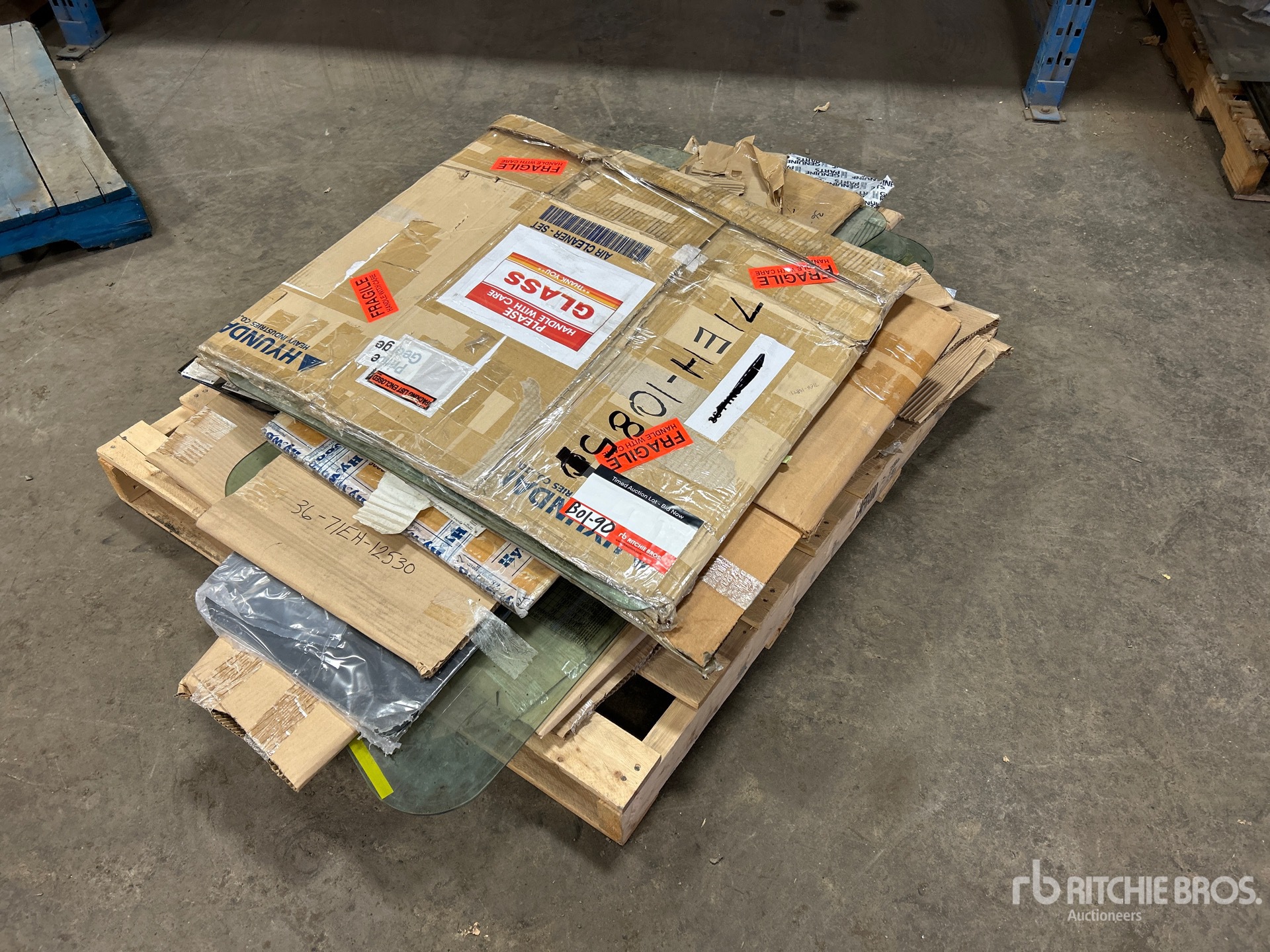 Quantity of Hyundai Windshields (Unused)