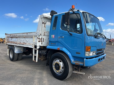 2003 Mitsubishi Fighter FM 600 4x2 Autocarro ribaltabile