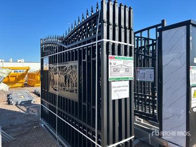 Quantity of (1) Pallets of 2025 KJ K0720-6 20 ft x 7 ft Wrought Iron Bi-Parting Deer Motif Portail d'entrée (Unused)