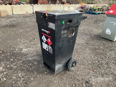 2019 Western ECW105 Fuel Tank