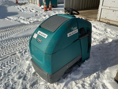 2022 Tennant T350 Stand-On Electric Scheuersaugmaschine
