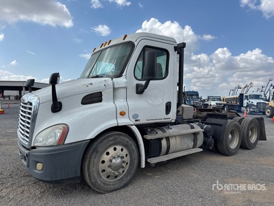2012 Freightliner Cascadia 113 6x4 T/A Day Cab Truck Tractor