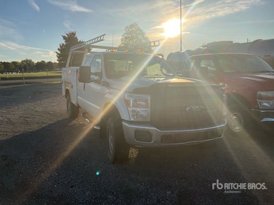 2014 Ford F-250 Utility Truck