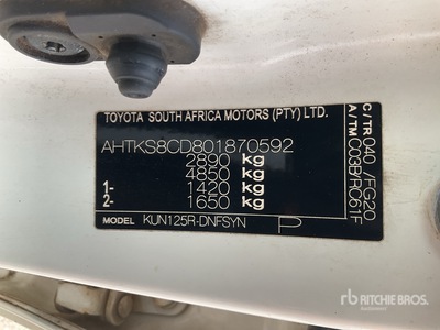 2016 Toyota Hilux Crew Cab Pickup