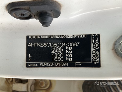 2016 Toyota Hilux Crew Cab Pickup