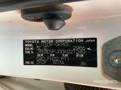 2017 Toyota Prado 150R 4x4 Véhicule utilitaire sport