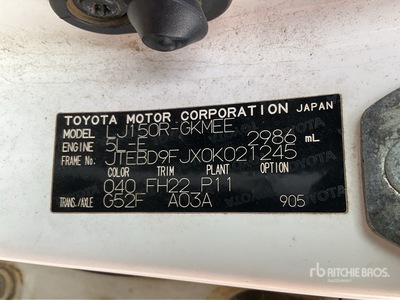 2017 Toyota Prado 150R 4x4 Véhicule utilitaire sport