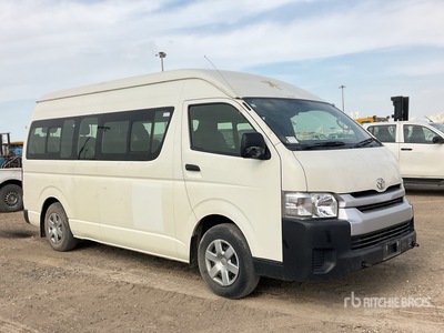 2018 Toyota Hiace 4x2 11-Seat Mini Autobus
