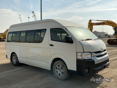 2018 Toyota Hiace 4x2 11-Seat Mini Bus