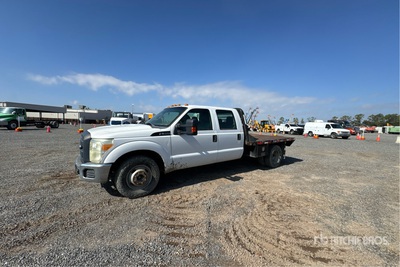 2012 Ford F-350 XL 4x2 Crew Cab Flatbed Truck