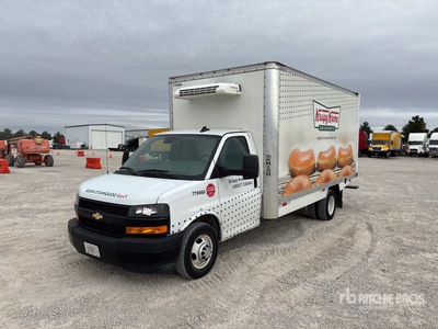 2024 Chevrolet Express G3500 4x2 Camiones