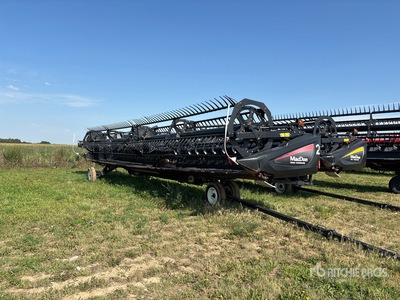 2017 MacDon FD75 35 ft Flex Draper Combine Header