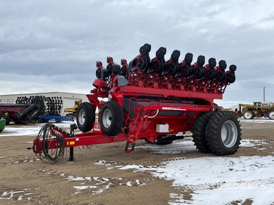 2023 Horsch Maestro SV 3115 Split 31 Row Planter (Unused)