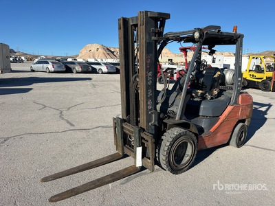 2008 Toyota 8FGU30 6000 lb Cushion Tire Heftruck