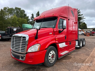 2013 Freightliner Cascadia 125 6x4 T/A Sleeper Truck Tractor (Inoperable)
