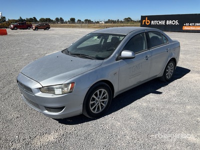 2013 Mitsubishi Lancer Automovil / Personenkraftwagen