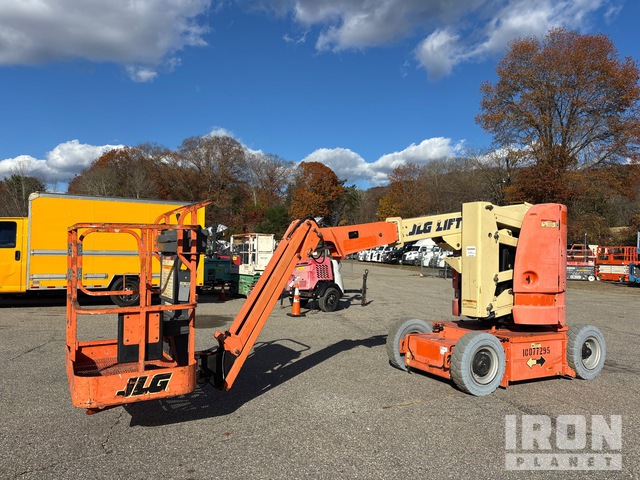 ELEVADOR ARTICULADO 2011 JLG E300AJP