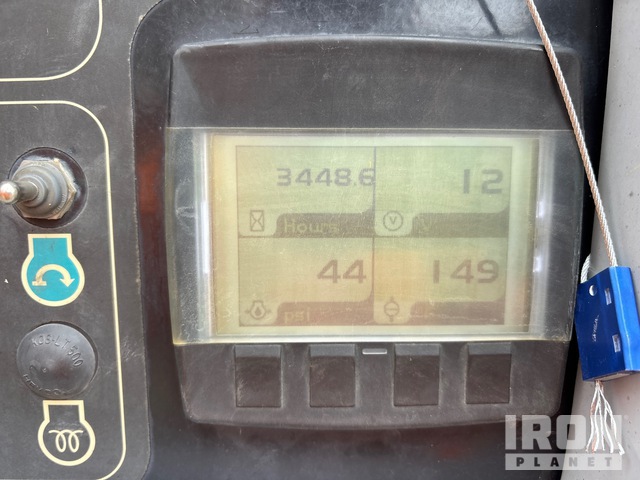 ELEVADOR TELESCóPICO 2015 GENIE 4WD S85