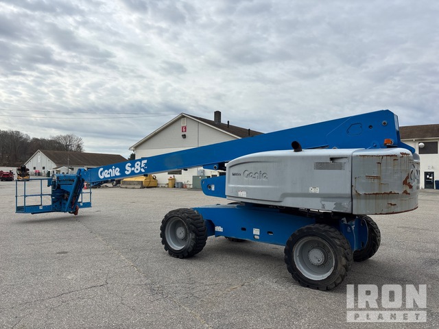 ELEVADOR TELESCóPICO 2015 GENIE 4WD S85