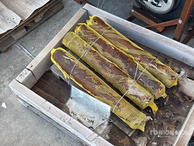 Quantity of (4) 70 mm x 475 mm Bucket Pins