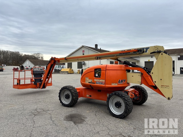 ELEVADOR ARTICULADO 2011 JLG 4WD 600AJ