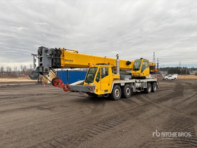 2013 Grove TMS800E Hydraulic Truck Crane