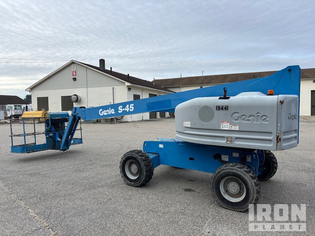 ELEVADOR TELESCóPICO 2014 GENIE 4WD S45