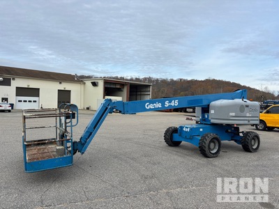 2014 Genie S-45 4WD Diesel Telescopic Boom Lift