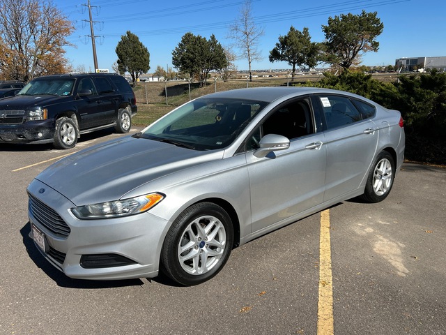 2014 Ford Fusion SE Automobile 2014 Ford Fusion SE Automobile
