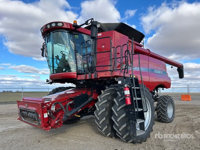 2011 Case IH 7120 Combine Harvester