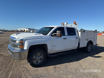 2017 Chevrolet Silverado 2500 HD 4x4 Crew Cab Pickup