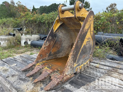 Teran CAT336 32 in Q/C Digging Excavator Bucket - Fits Cat 336E