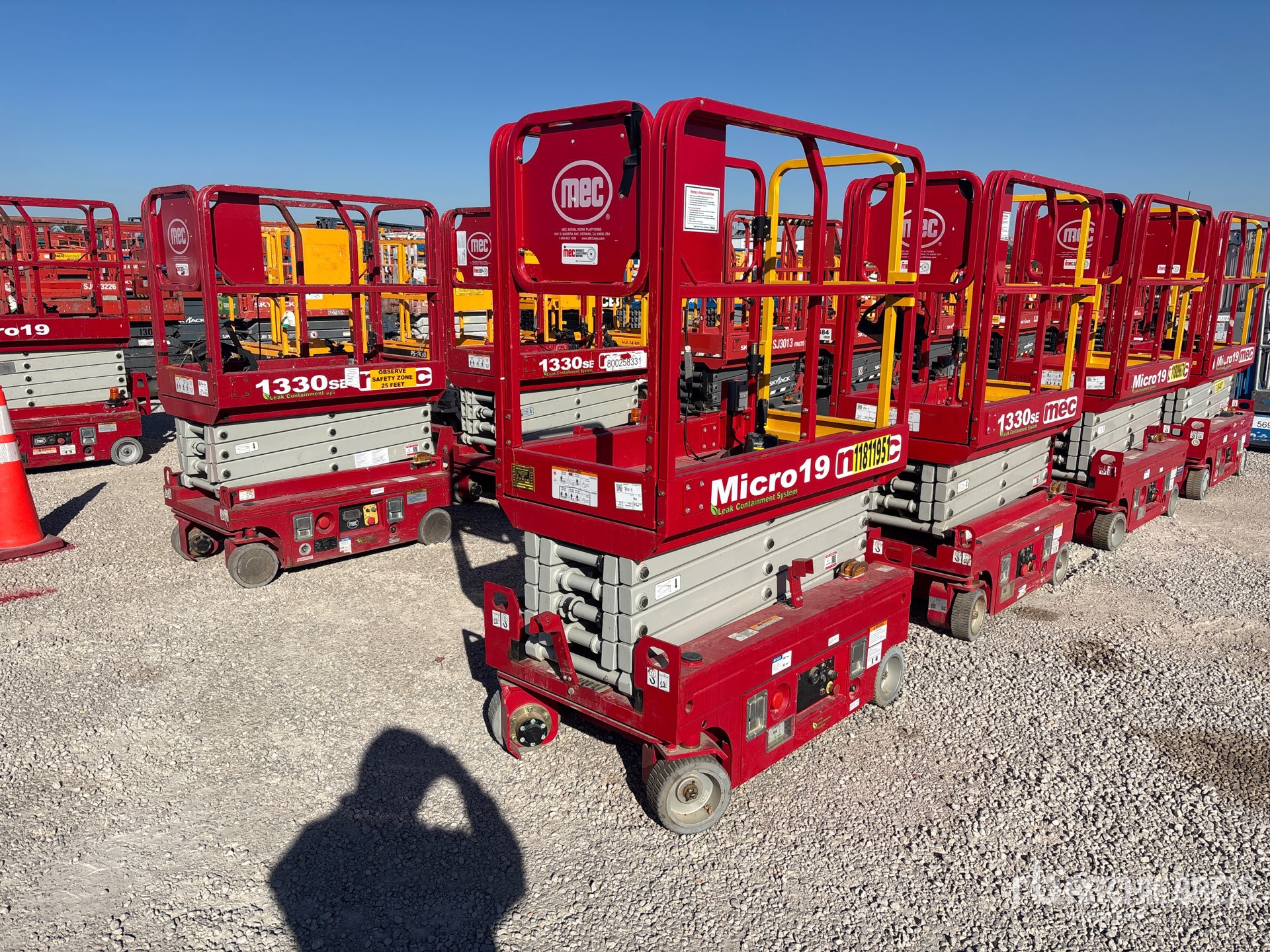 2024 MEC Micro 19 Electric Plateforme élévatrice à ciseaux