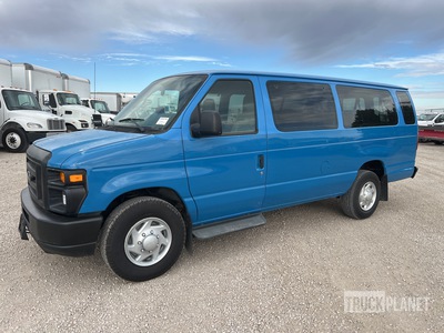 2012 Ford Econoline E-350 XL 11 Fourgonnette de passagers