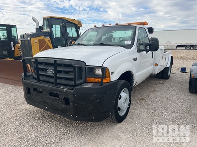 1999 Ford F-550 4x2 Tow Truck