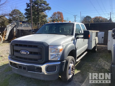 2015 Ford F-450 XL 4x2 Crew Cab Nutzkraftwagen