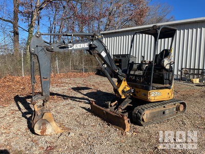 2015 John Deere 27D حفارة صغيرة