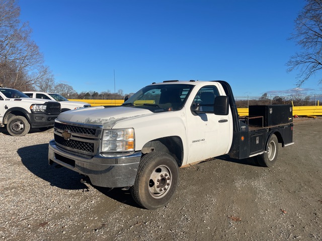 2012 Chevrolet 3500 HD 4x2 Flatbed Truck