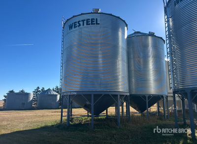 Westeel 1805 +/- 5000 bu 5 Ring Hopper Grain Bin