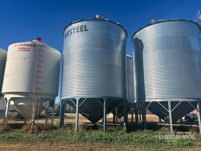 Westeel 1805 +/- 5000 bu 5 Ring Hopper Grain Bin
