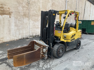 2020 Hyster H80 FT 5000 lb Pneumatic Tire Forklift