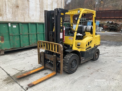 2020 Hyster H80 FT 7850 lb Pneumatic Tire Forklift