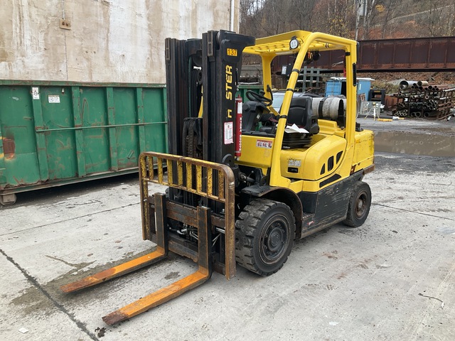 2020 Hyster H80 FT 7850 lb Pneumatic Tire Forklift