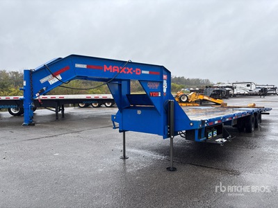 2023 Maxey 32 ft T/A Gooseneck Plant Trailer