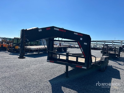 2005 Top Hat 20 ft Tri/A Gooseneck مقطورة معدات