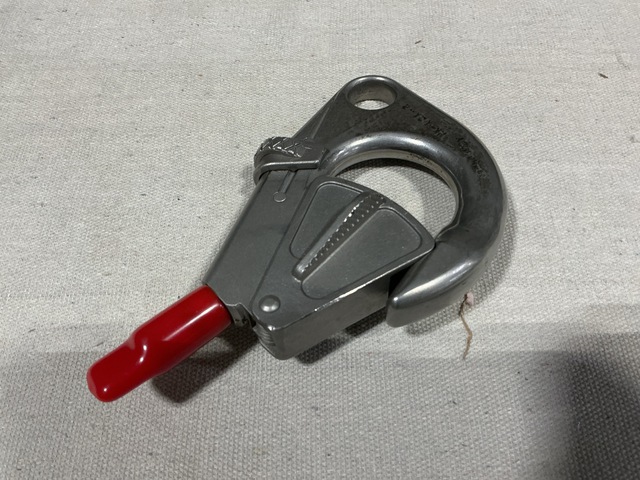 Aerial 70133 10/20 Hoisting Snap Hook Aerial 70133 10/20 Hoisting Snap Hook